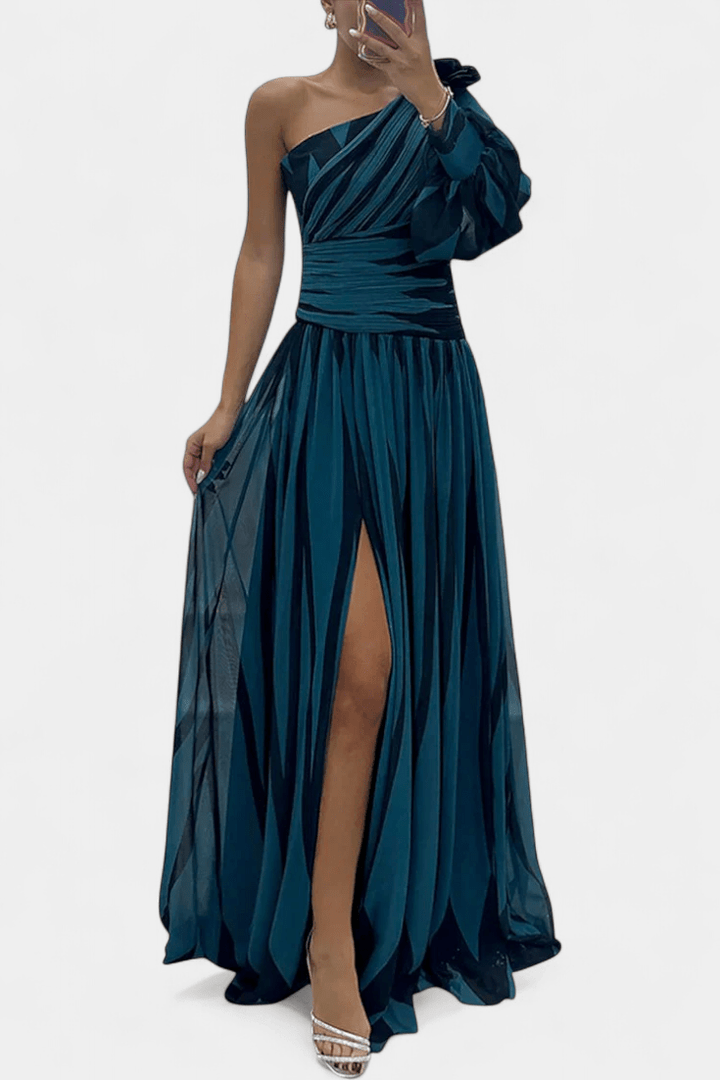 "ソフィア | マキシドレス" can be rewritten as "ソフィア | エレガントマキシドレス" (Sophia | Elegant Maxi Dress).